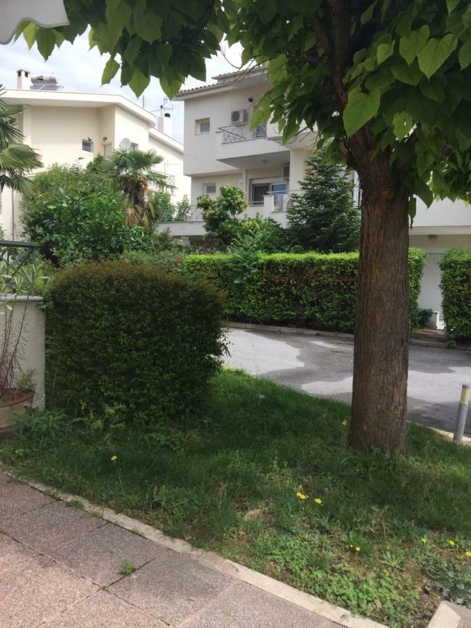 Cozy Garden 700m From St Luke S Hospital