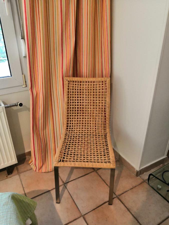 Apartment Cozy Garden 700m From St Luke S Hospital Thessaloniki